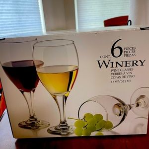 Winery Wine Glasses (12 oz)